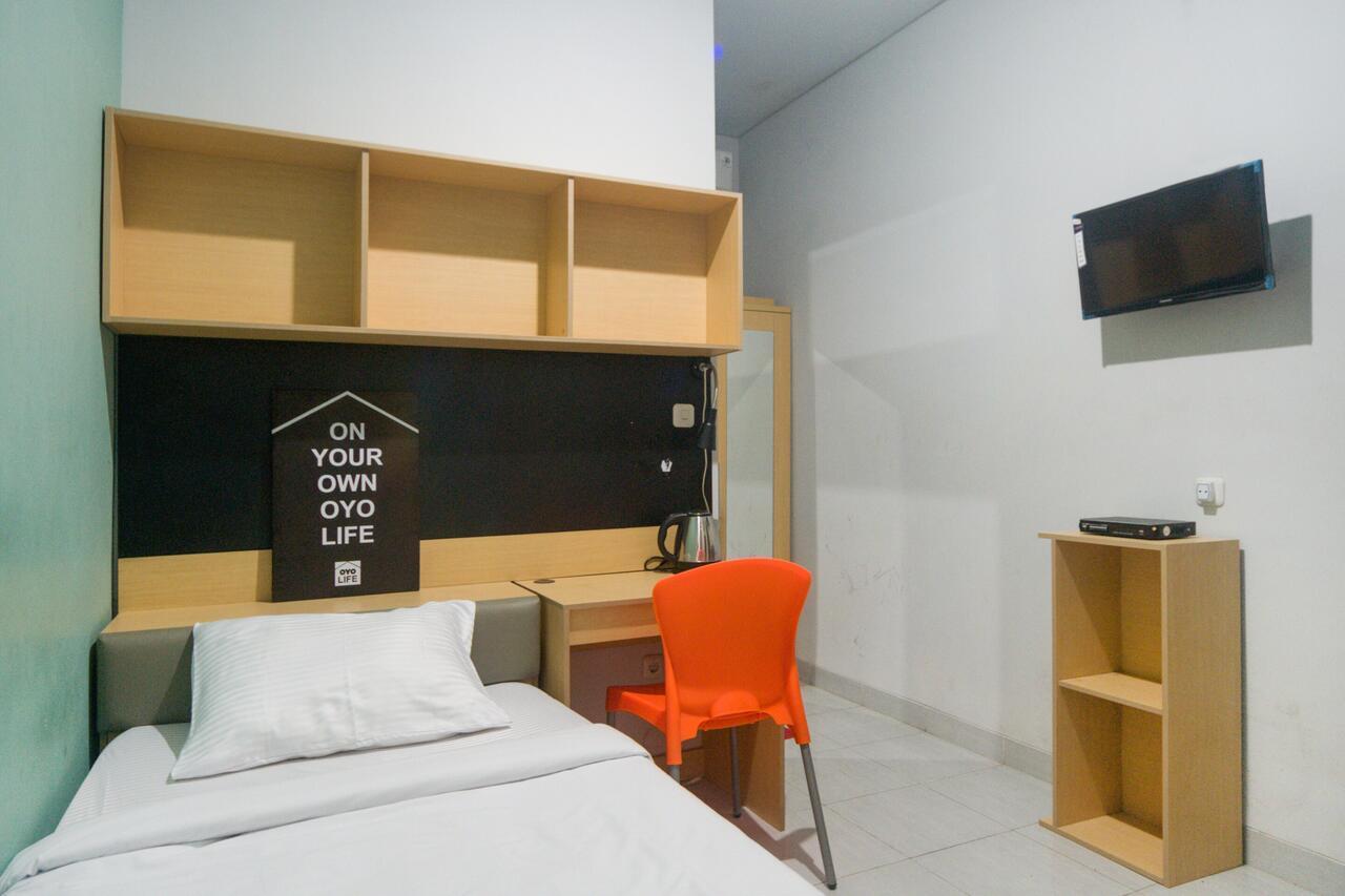 Oyo Life 3204 Beverly Park Bandung Buitenkant foto