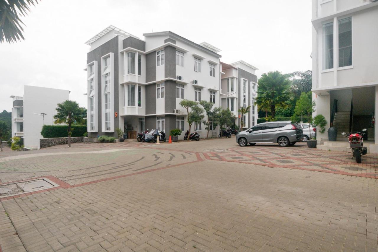 Oyo Life 3204 Beverly Park Bandung Buitenkant foto